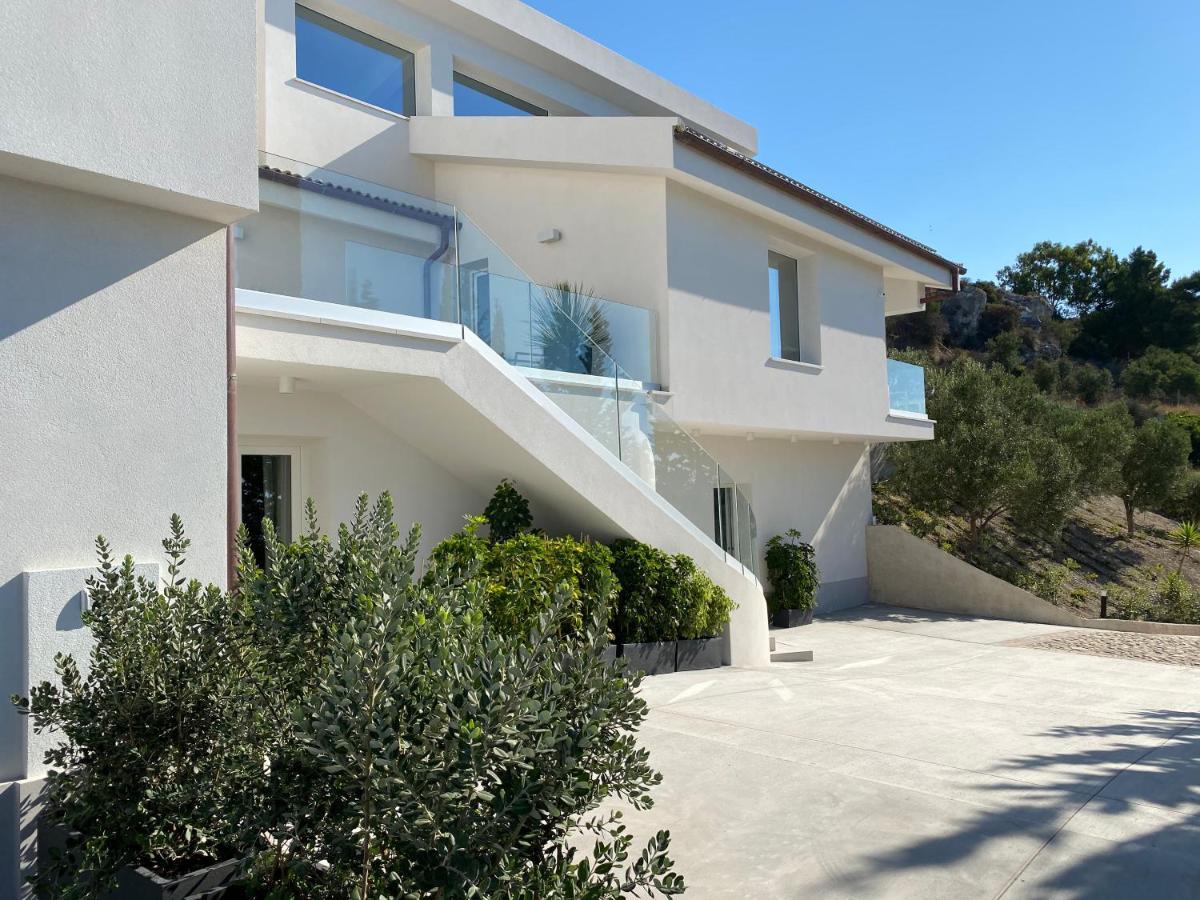 Il Mare Di Giu Boutique Guesthouse Licata Exteriör bild