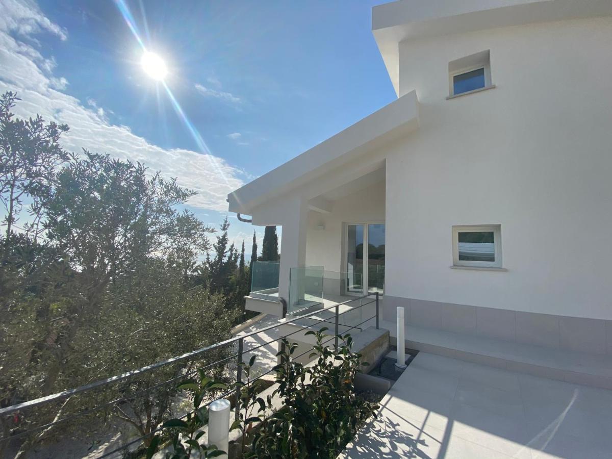 Il Mare Di Giu Boutique Guesthouse Licata Exteriör bild