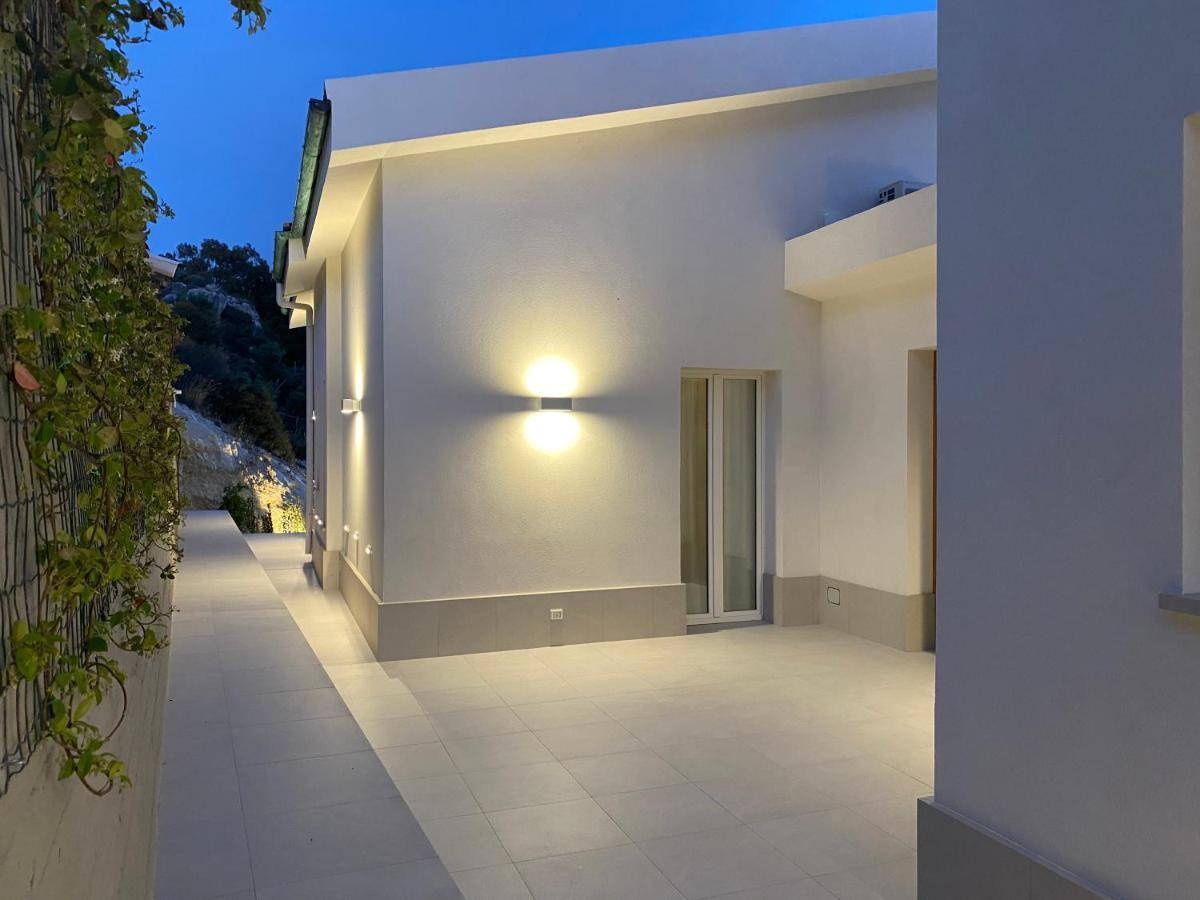 Il Mare Di Giu Boutique Guesthouse Licata Exteriör bild